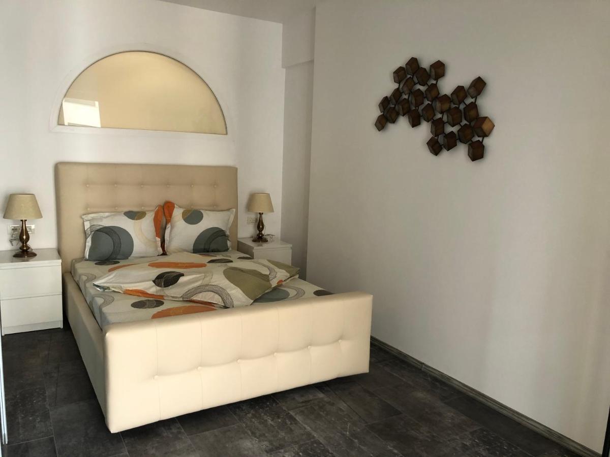 Luxury Westpark 2 Residence Lake View W6 Βουκουρέστι Εξωτερικό φωτογραφία