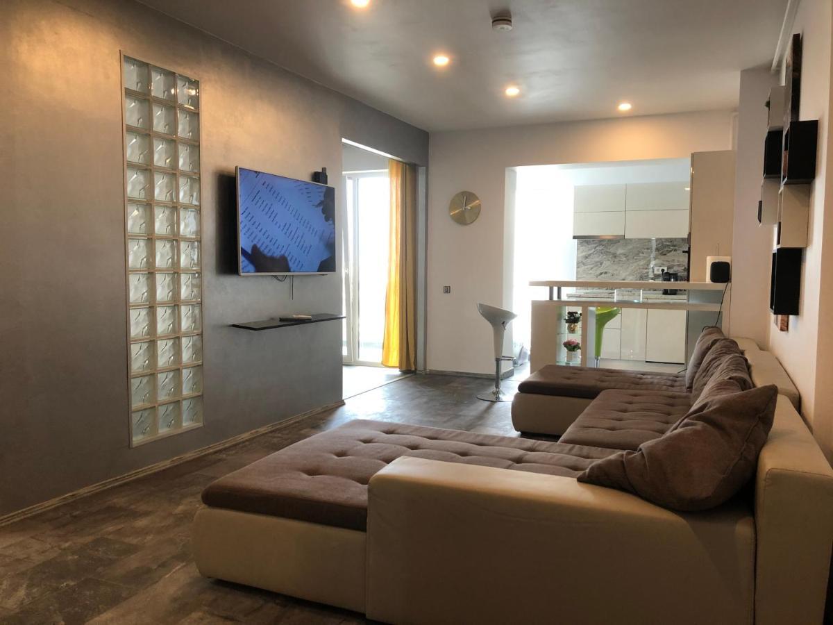 Luxury Westpark 2 Residence Lake View W6 Βουκουρέστι Εξωτερικό φωτογραφία
