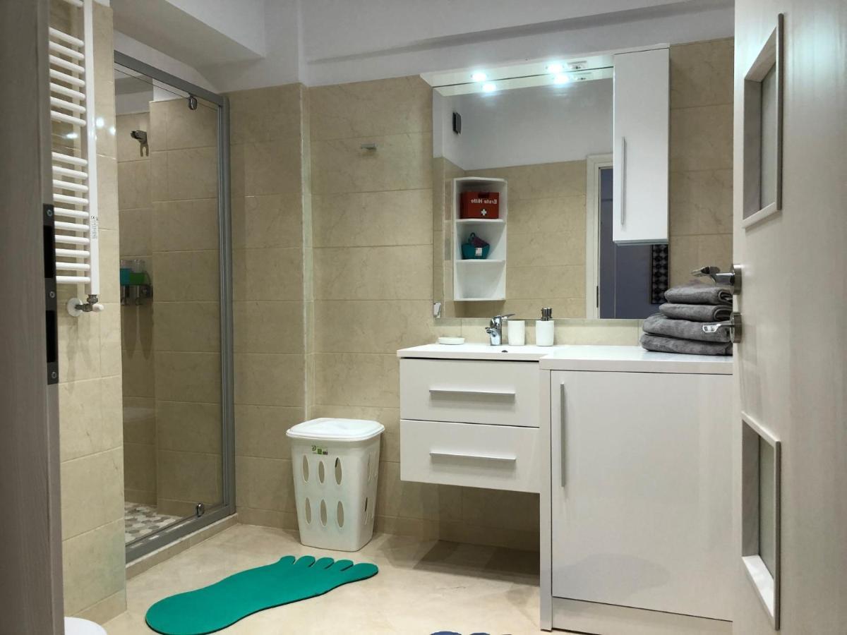 Luxury Westpark 2 Residence Lake View W6 Βουκουρέστι Εξωτερικό φωτογραφία