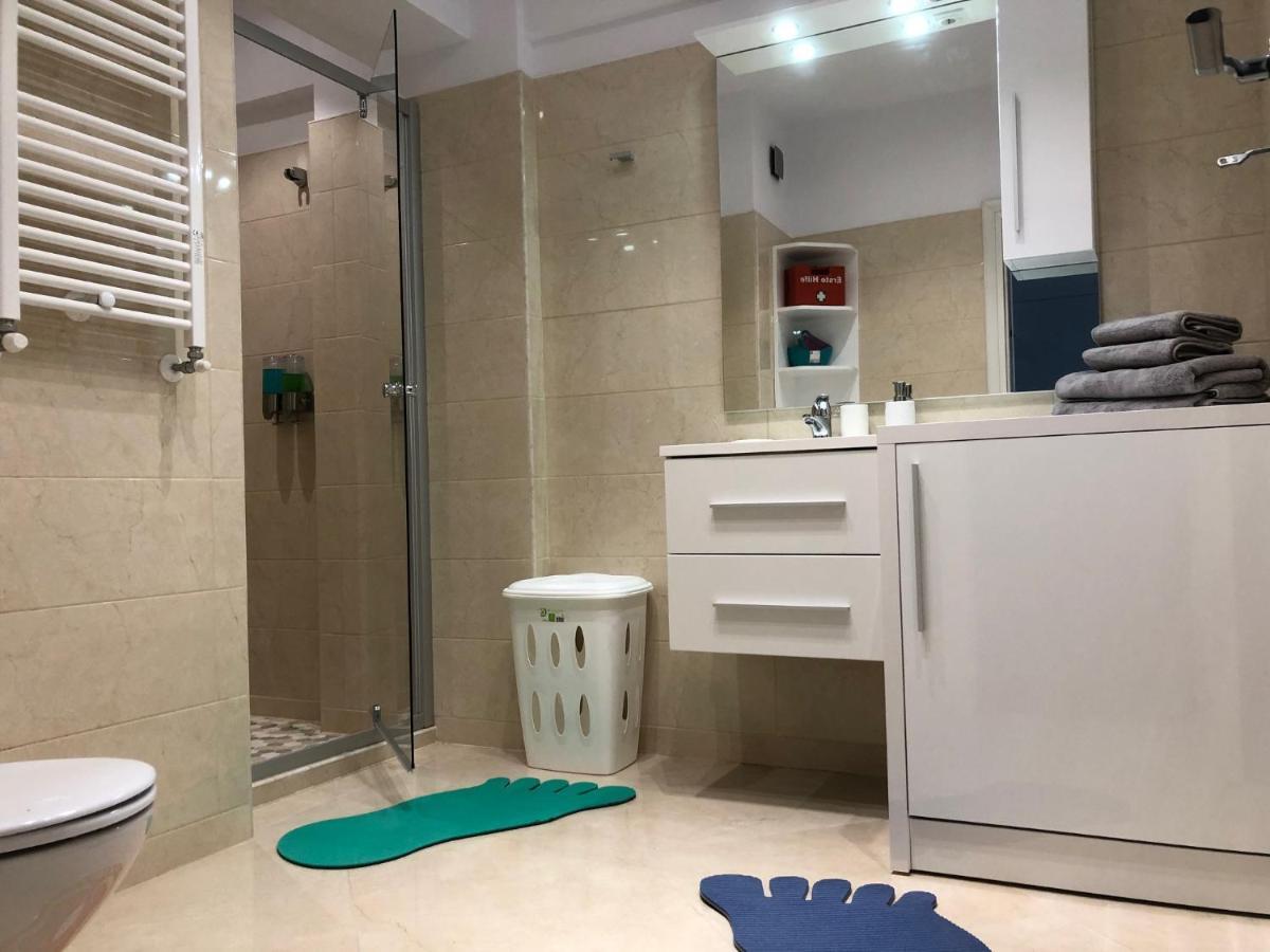 Luxury Westpark 2 Residence Lake View W6 Βουκουρέστι Εξωτερικό φωτογραφία